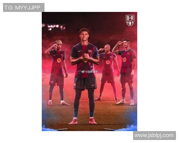 法国足球明星加盟曼联引发全球关注球迷热议新赛季表现期待